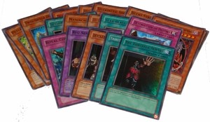 YuGiOh Super Grab Tin (Yu-Gi-Oh! 2013 Wave 1 Tin)